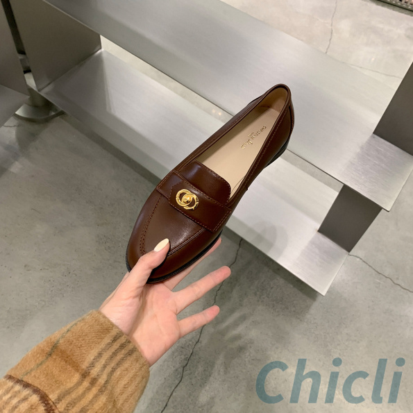Gucci Women’s Interlocking G loafer dupe GG001