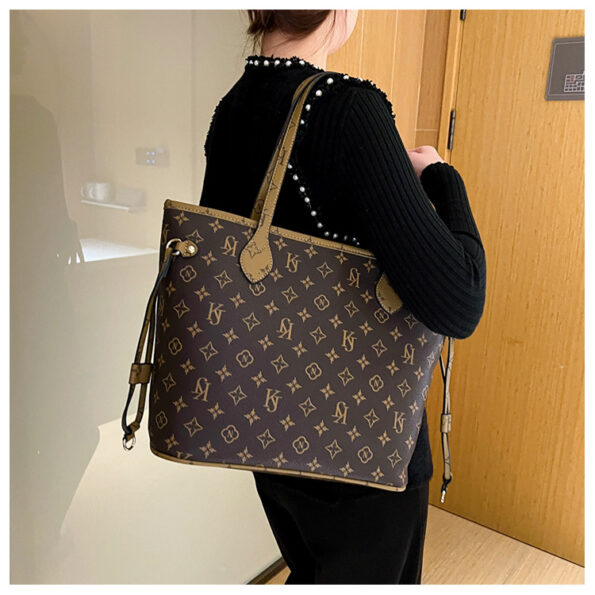 Louis Vuitton LV Neverfull Dupe Monogram Canvas Bag CL004