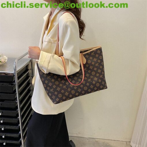 Louis Vuitton LV Neverfull Dupe Monogram Canvas Bag CL005