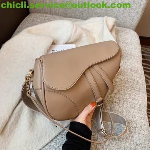 Dior SADDLE BAG WITH STRAP Dupe Bag GG077